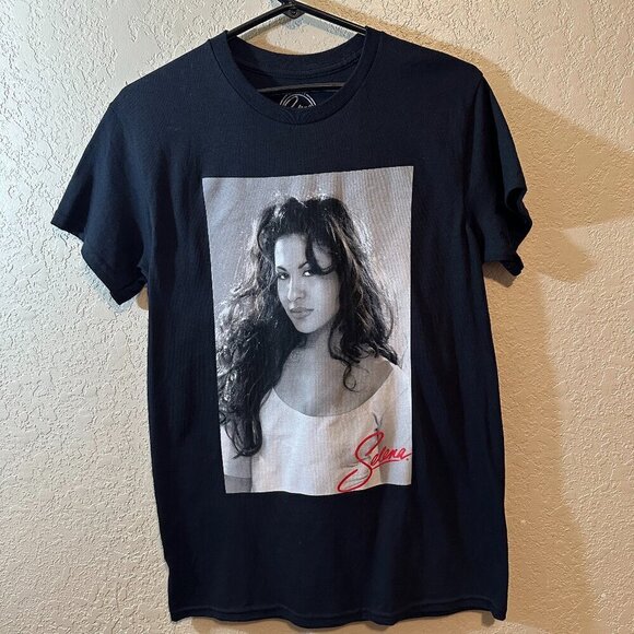 Hybrid Apparel Tops - NWOT Selena Women's Graphic Tee Shirt